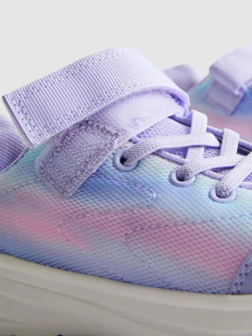 Sneaker mit dicker Sohle im Ombré-Look