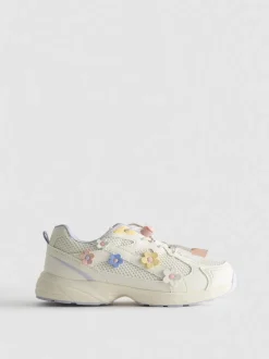 Sneaker mit dicker Sohle und Blumenmuster