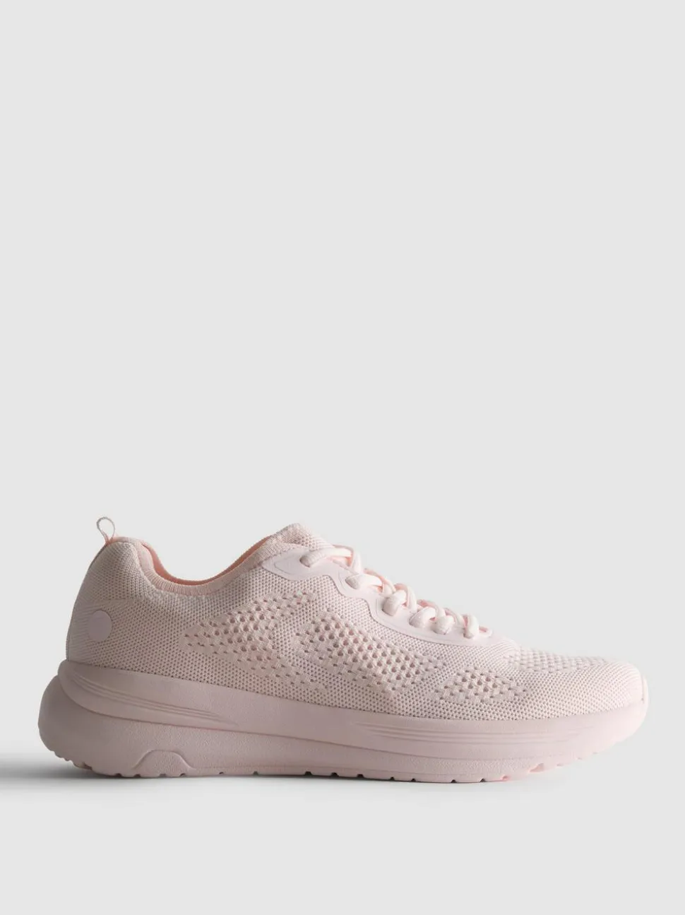 Sneaker mit Schnürsenkeln und Strickoptik