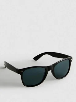 Sonnenbrille mit rechteckigen Gläsern