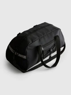 Sporttasche mit Taschendetail