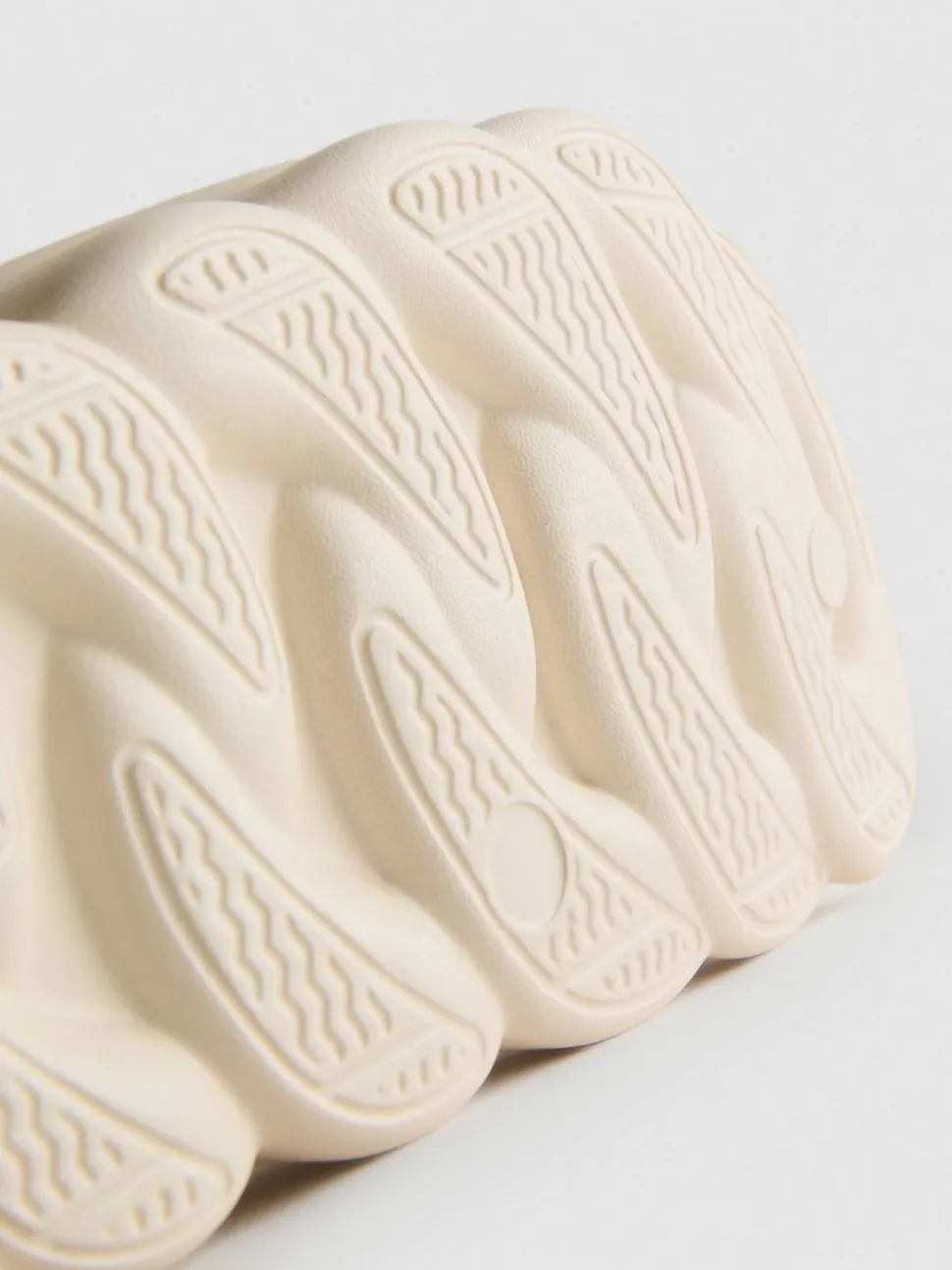 Strand-Clogs mit Fersenriemen