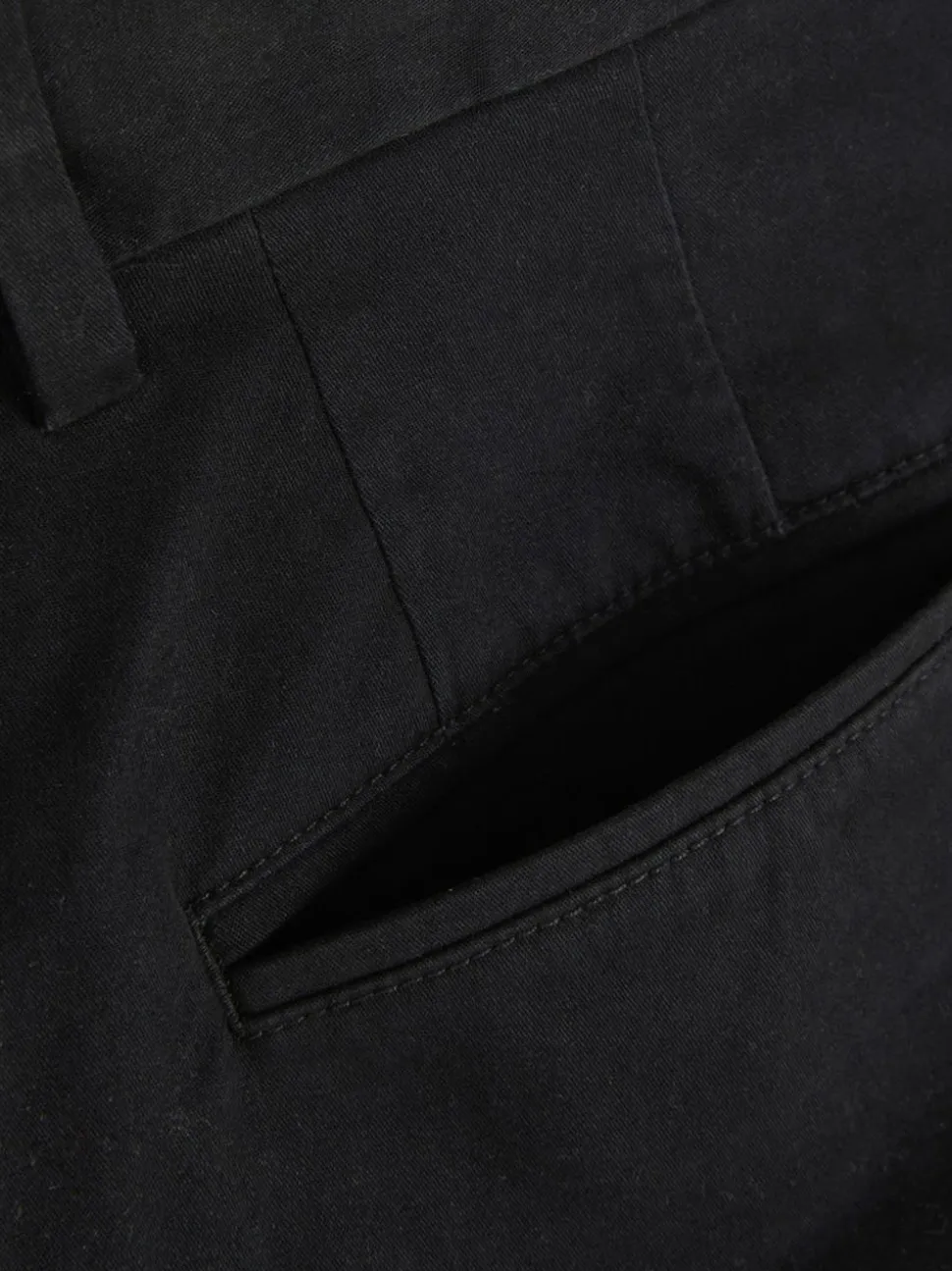 Stretch-Chinohose mit geradem Bein