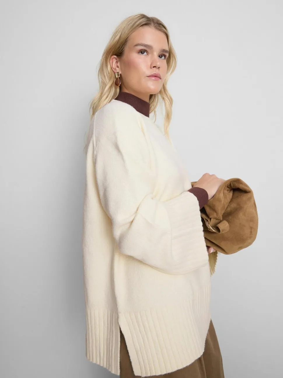 Strickpullover mit weiten Ärmeln