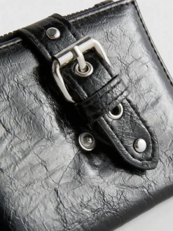 Strukturierte Brieftasche mit Reißverschluss