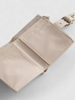 Strukturierte Brieftasche mit Reißverschluss
