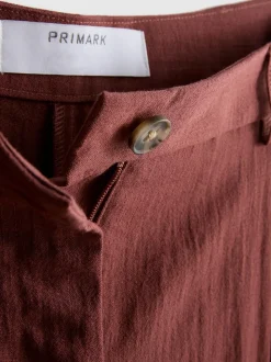 Strukturierte, lässige Hose mit mittlerer Leibhöhe