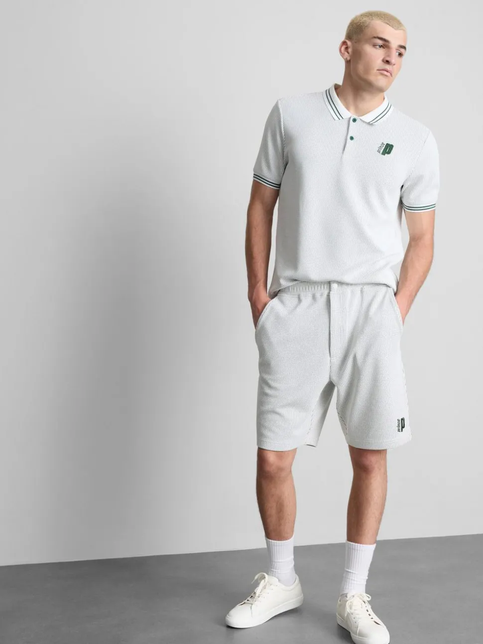 Strukturierte „Prince“ Shorts