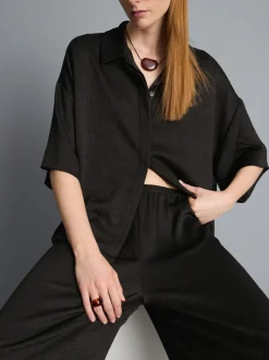 Strukturierte Satinhose mit geradem Bein