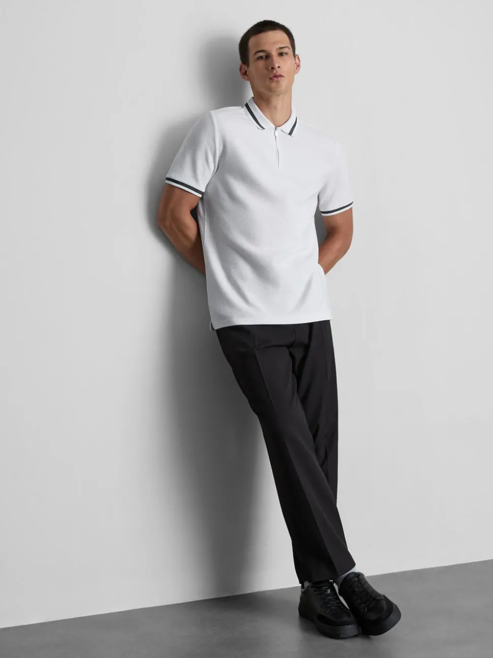 Strukturiertes Poloshirt mit Reißverschluss