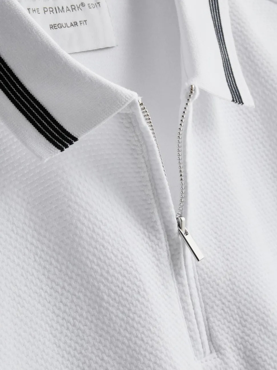 Strukturiertes Poloshirt mit Reißverschluss