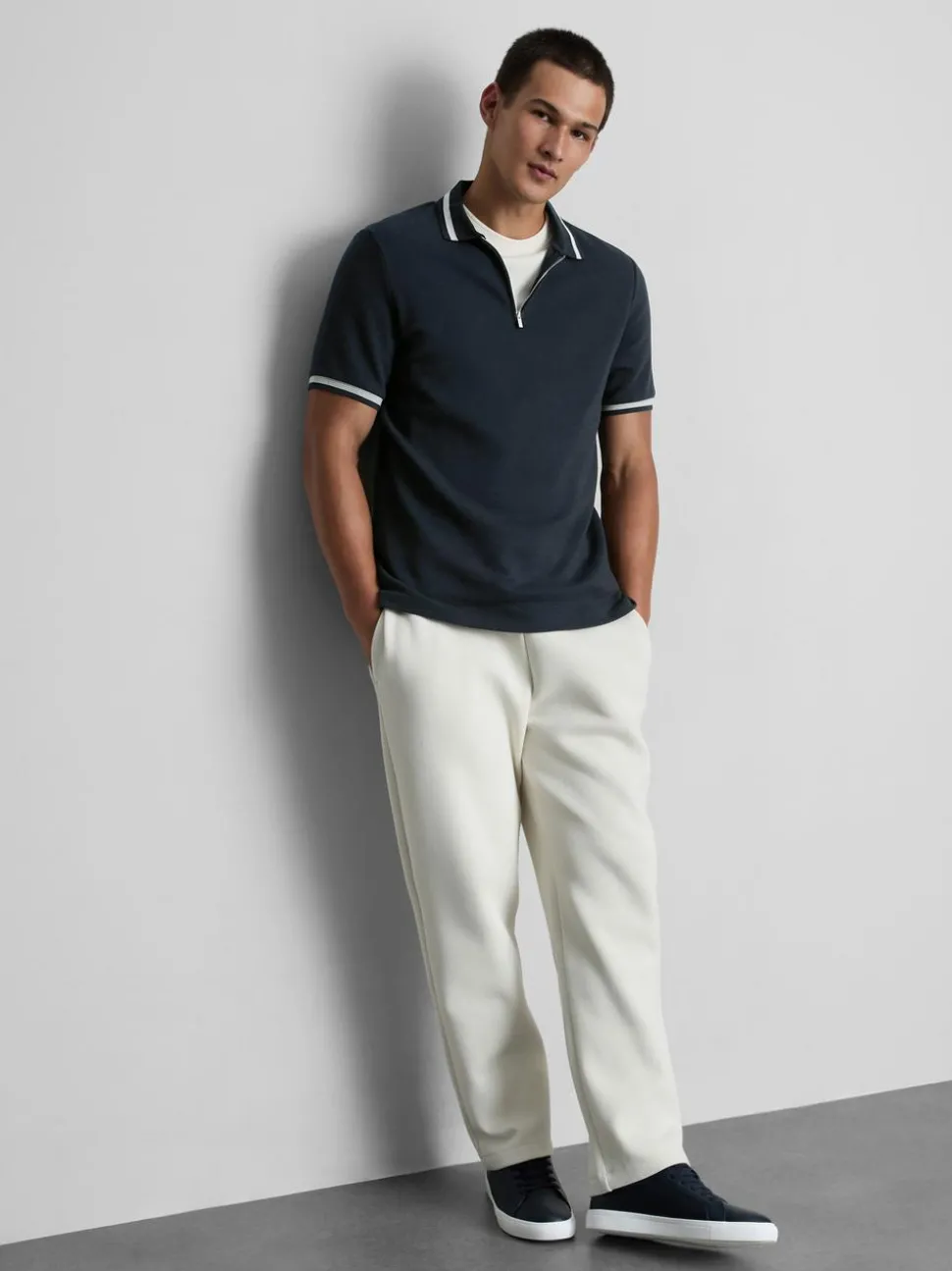 Strukturiertes Poloshirt mit Reißverschluss