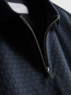 Strukturiertes „The Edit“ Poloshirt mit Reißverschluss