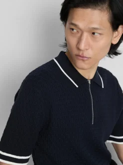 Strukturiertes „The Edit“ Poloshirt mit Reißverschluss
