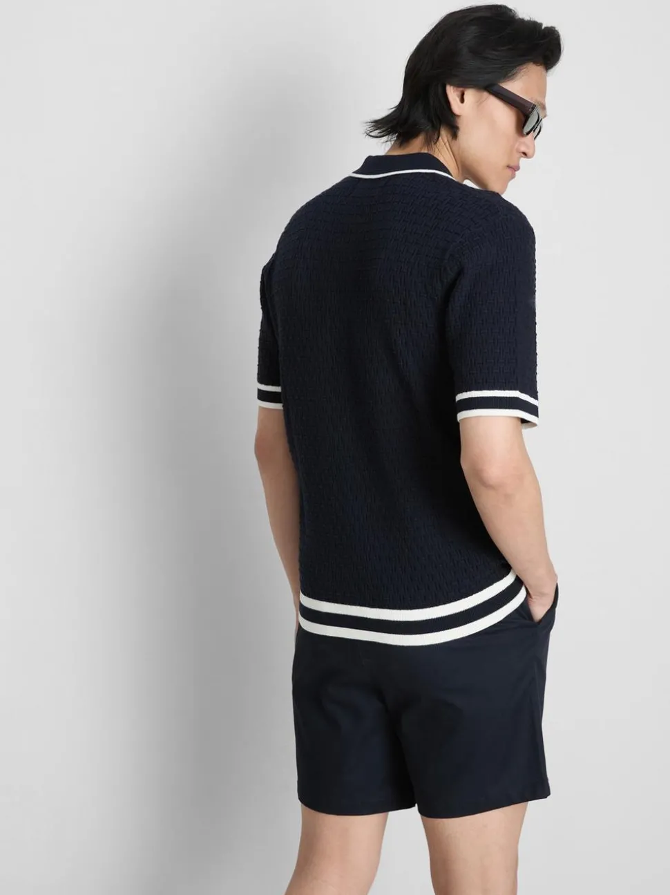 Strukturiertes „The Edit“ Poloshirt mit Reißverschluss