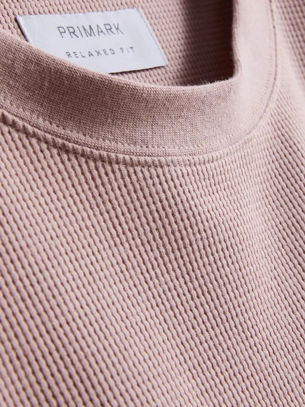 Strukturiertes T-Shirt mit geradem Schnitt