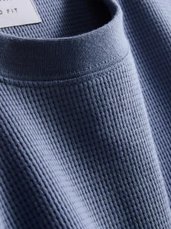 Strukturiertes T-Shirt mit geradem Schnitt