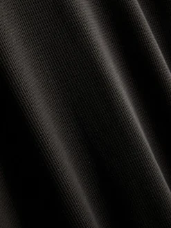 Strukturiertes T-Shirt mit geradem Schnitt