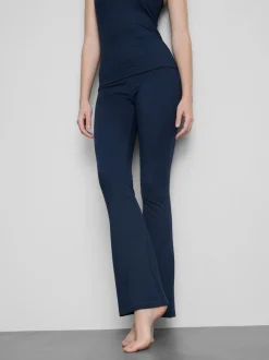 Stützende Active-Leggings mit hohem Bund und ausgestelltem Bein
