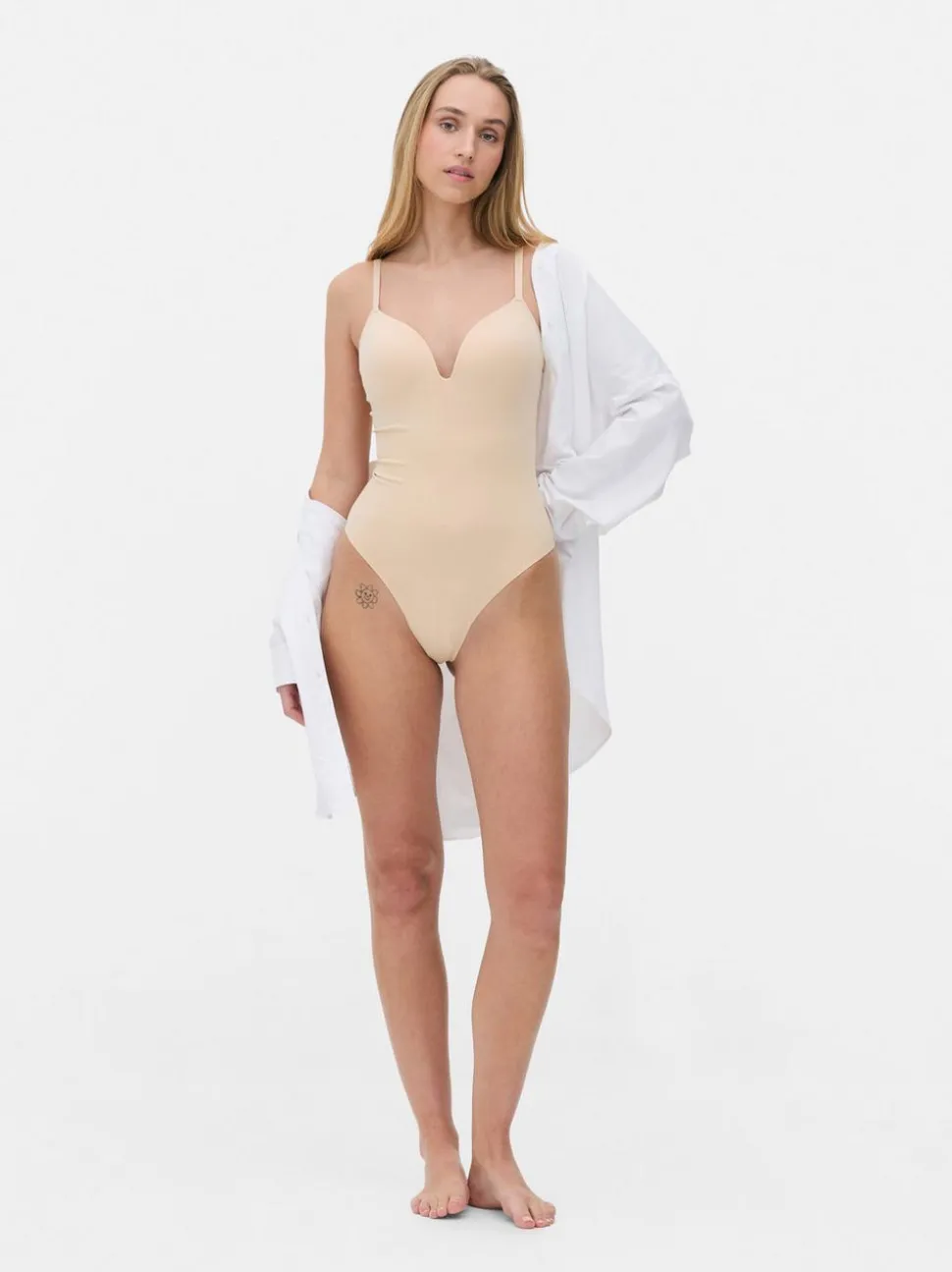 Tanga-Body mit Körbchen