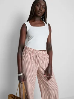 Tanktop mit hohem Baumwollanteil und Bogenkante