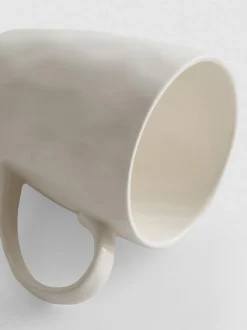 Tasse mit geriffeltem Finish
