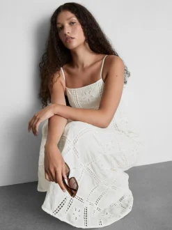 „The Edit“ Midikleid mit Lochstickerei