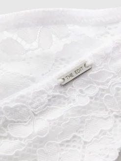 „The Edit“ Tanga aus floraler Spitze