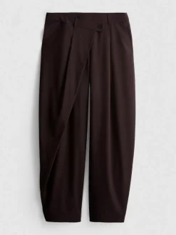 The Primark Scene | Hose mit Nadelstreifen und asymmetrischem Bund