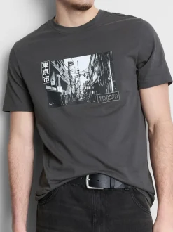 „Tokyo Street“ T-Shirt mit Grafik