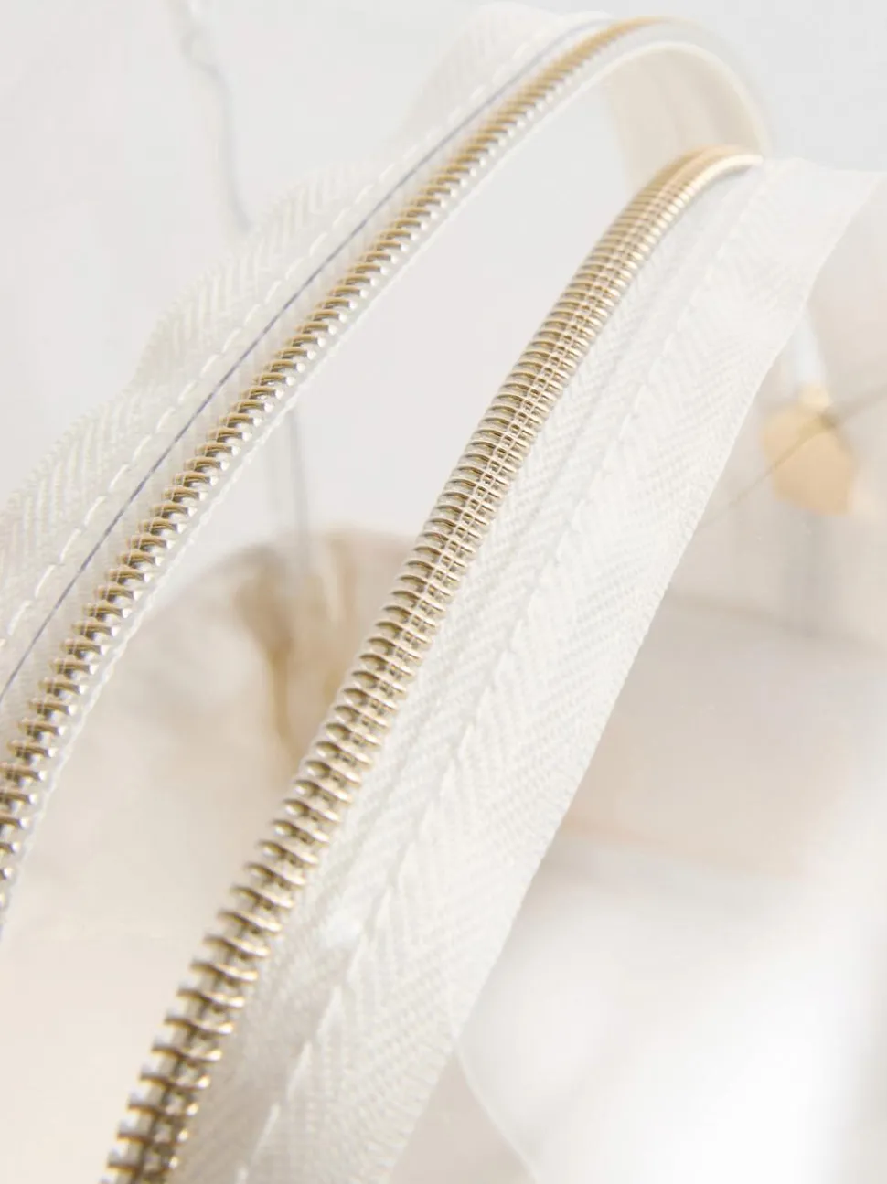 Transparente Make-up-Tasche mit Initiale