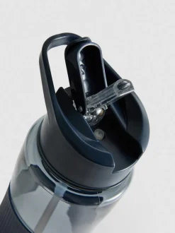 Trinkflasche mit Strohhalm