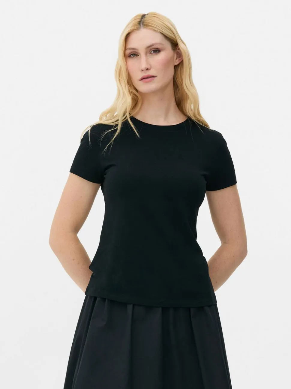 T-Shirt aus Stretch mit Rundhalsausschnitt