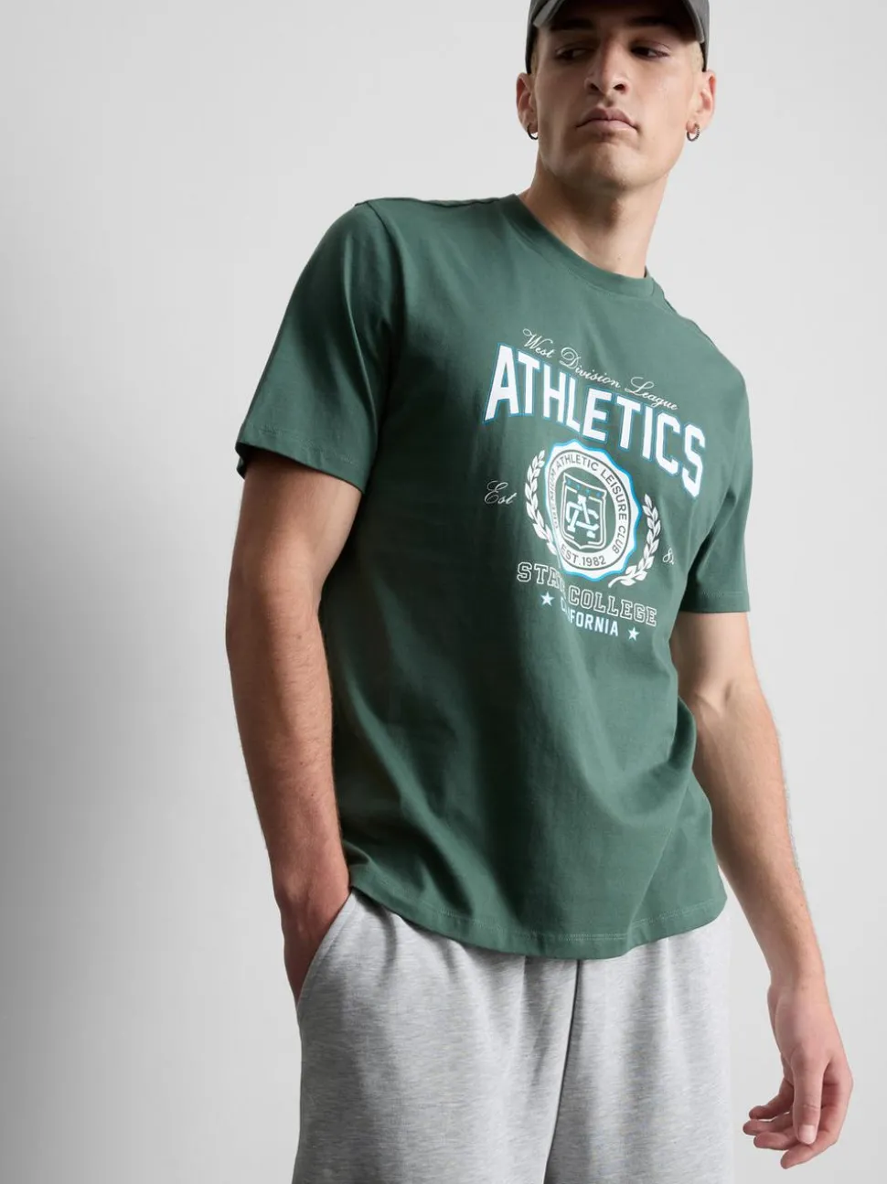 T-Shirt mit Athletics-Grafik