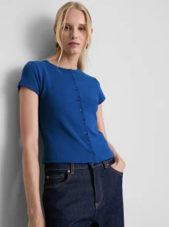 T-Shirt mit hohem Baumwollanteil und Knopfleiste