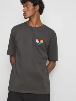 T-Shirt mit Pride-Herz-Grafik