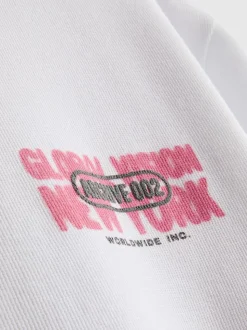 T-Shirt mit „Prospect Studio“ Grafik
