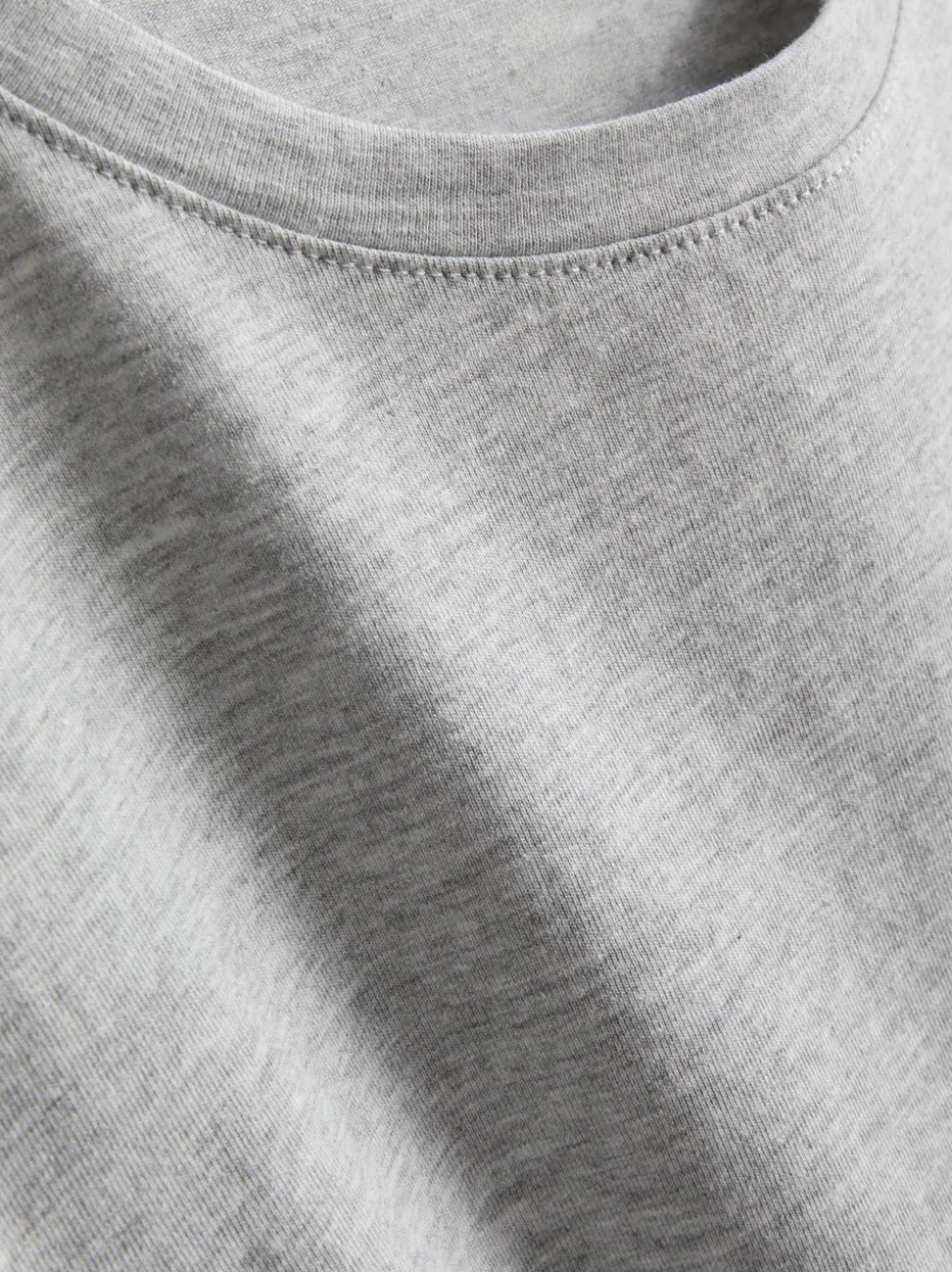 T-Shirt mit Rundhalsausschnitt und hohem Baumwollanteil