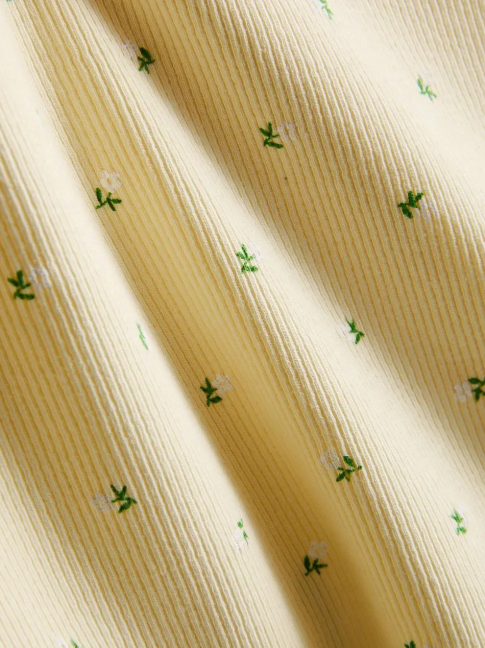 T-Shirt mit Spitzenbesatz und hohem Baumwollanteil