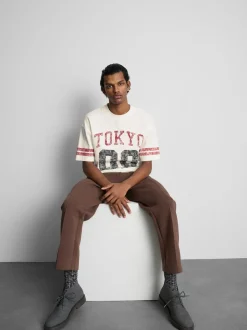 T-Shirt mit Tokyo-Grafik im Used-Look