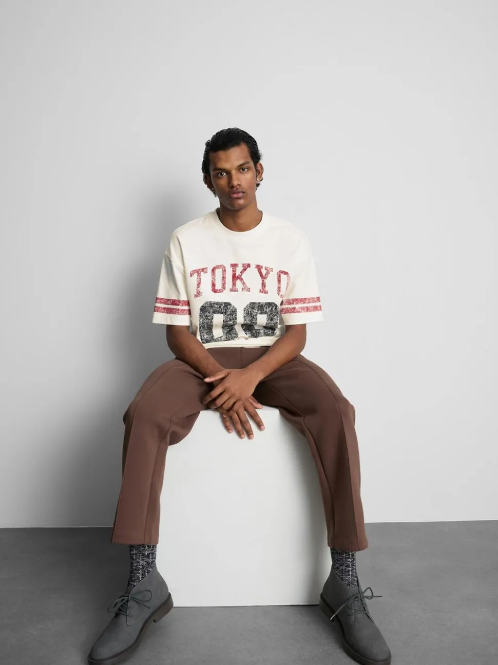 T-Shirt mit Tokyo-Grafik im Used-Look