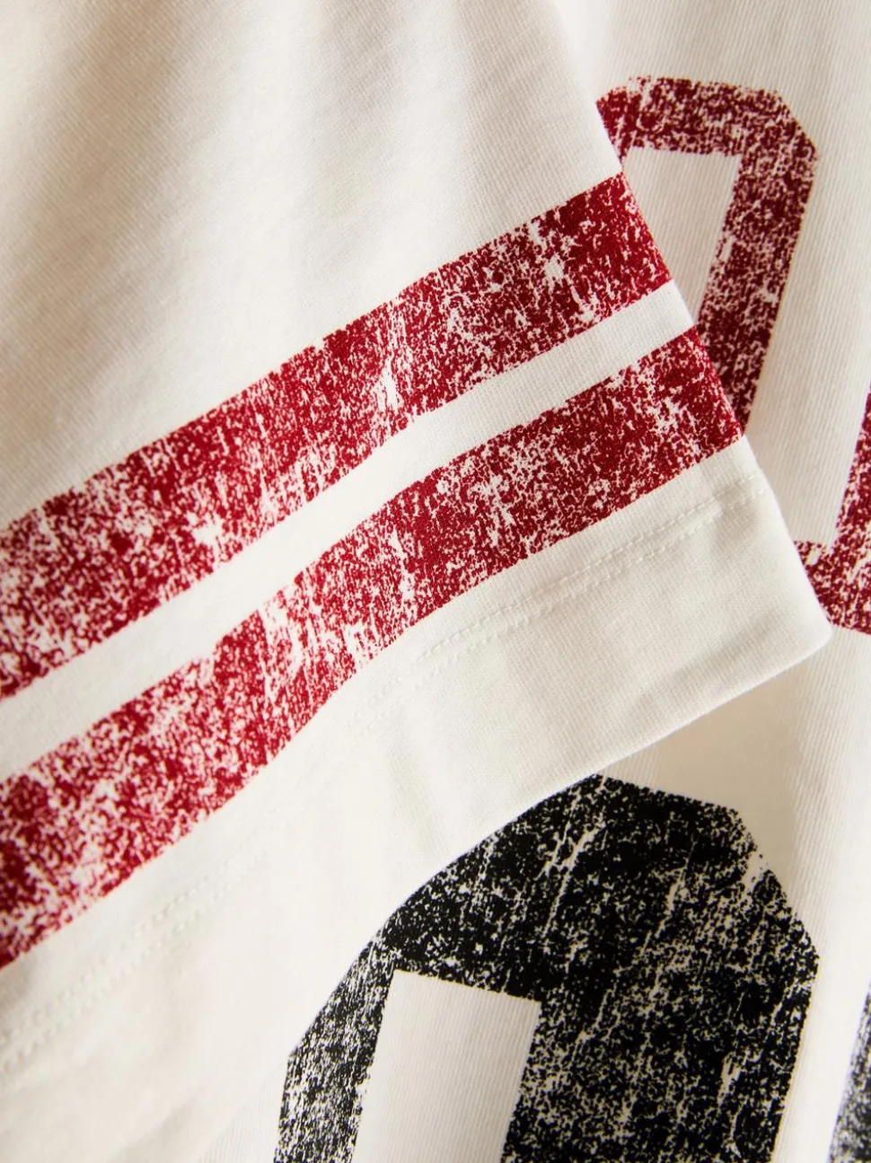 T-Shirt mit Tokyo-Grafik im Used-Look