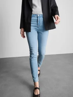Ultimative Skinny Jeans mit hoher Leibhöhe