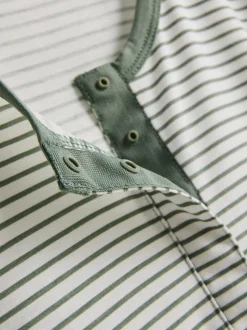 Umstandsnachthemd mit Print und Druckknöpfen