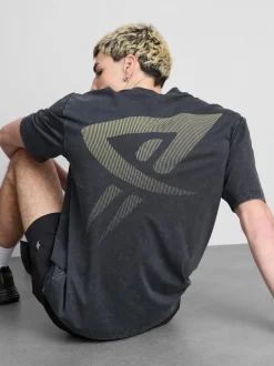 Verwaschenes Fitness-T-Shirt mit Grafik