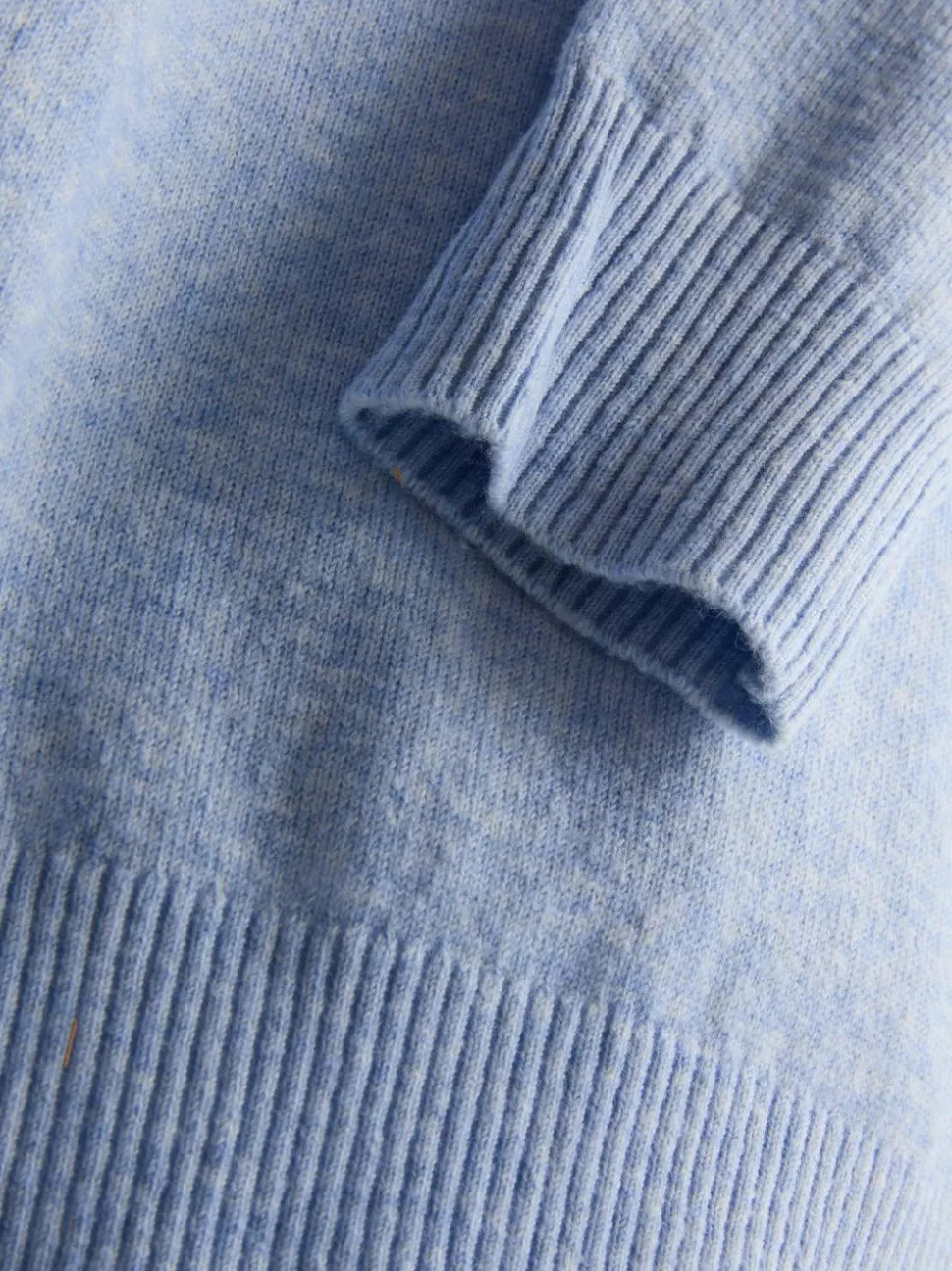 Weicher Strickpullover mit Rundhalsausschnitt