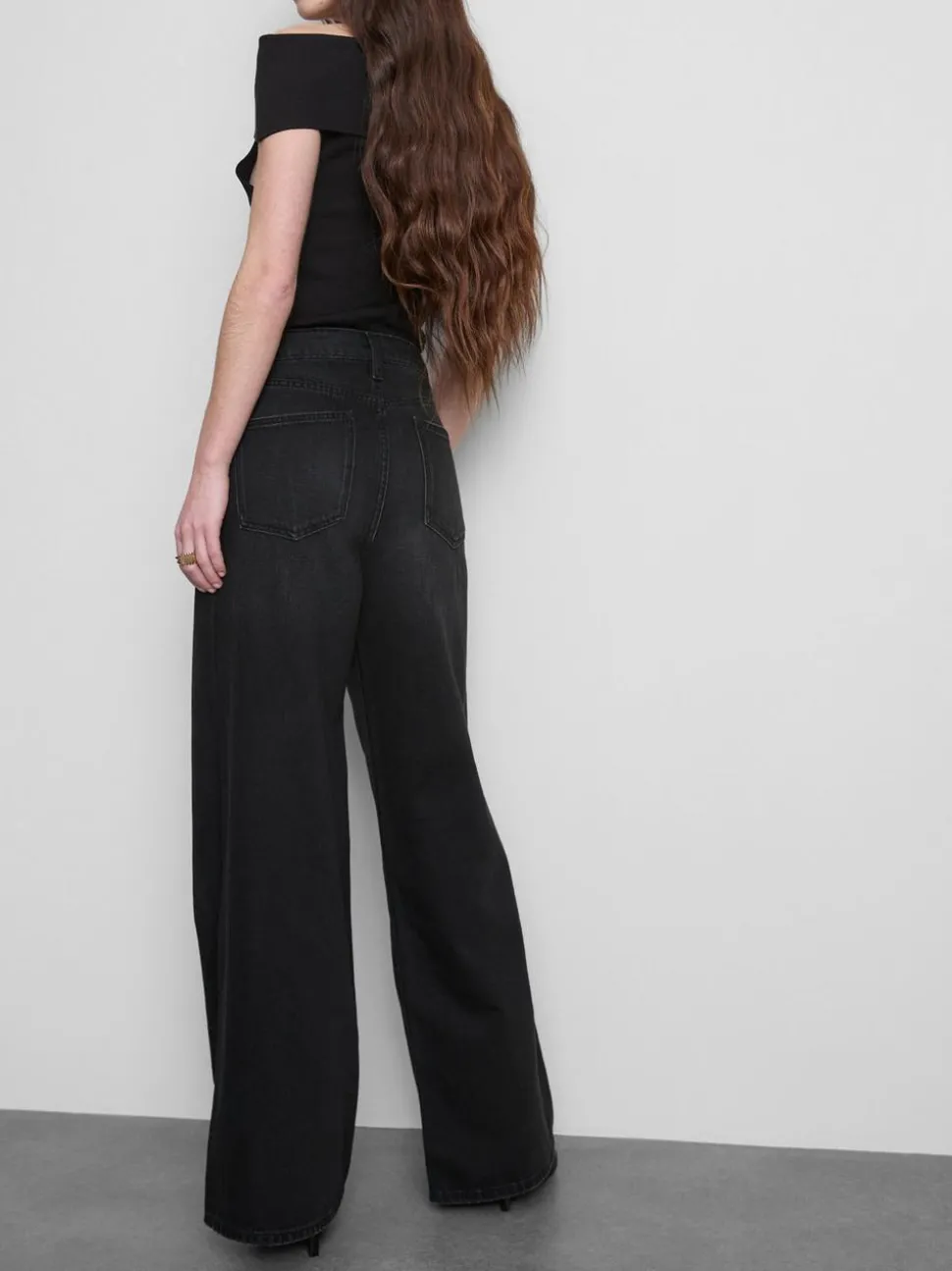 Weite Baumwoll-Jeans mit mittlerer Leibhöhe