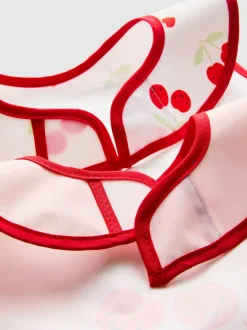 Wickellätzchen mit Kirschgrafik, 2er-Pack