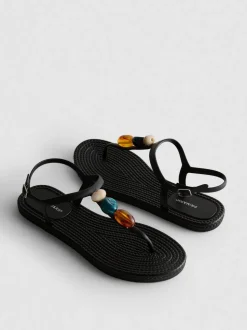 Zehenstegsandalen mit Perlen