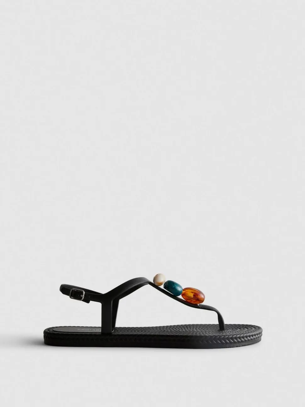 Zehenstegsandalen mit Perlen